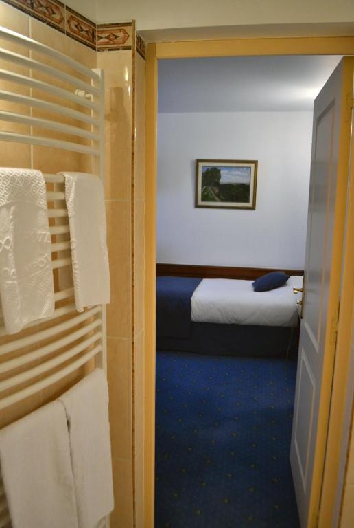 Coq Hotel Montreuil  Eksteriør billede